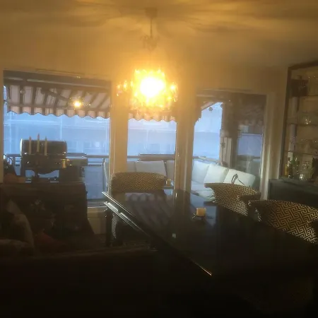 Apartment Penthouse Sentralt I